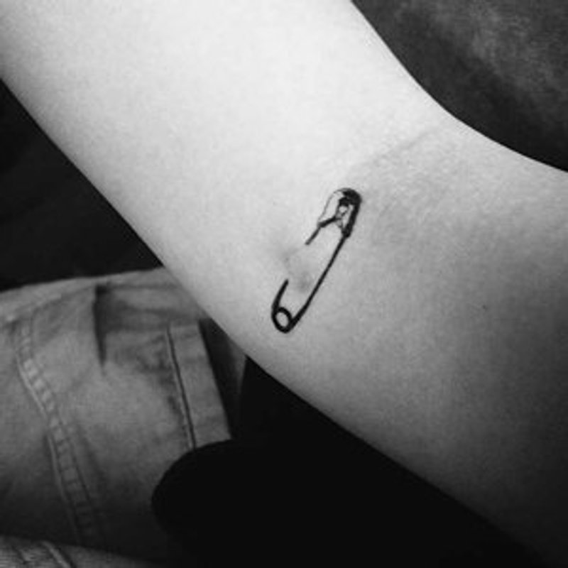 *tattoo* 痛痛迴紋針刺青貼紙 組 1組4個 - 貼紙 - 紙 黑色