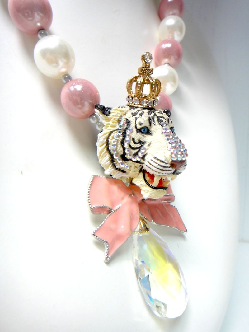 Tiger head colored thick beads necklace - Necklaces - Plastic 