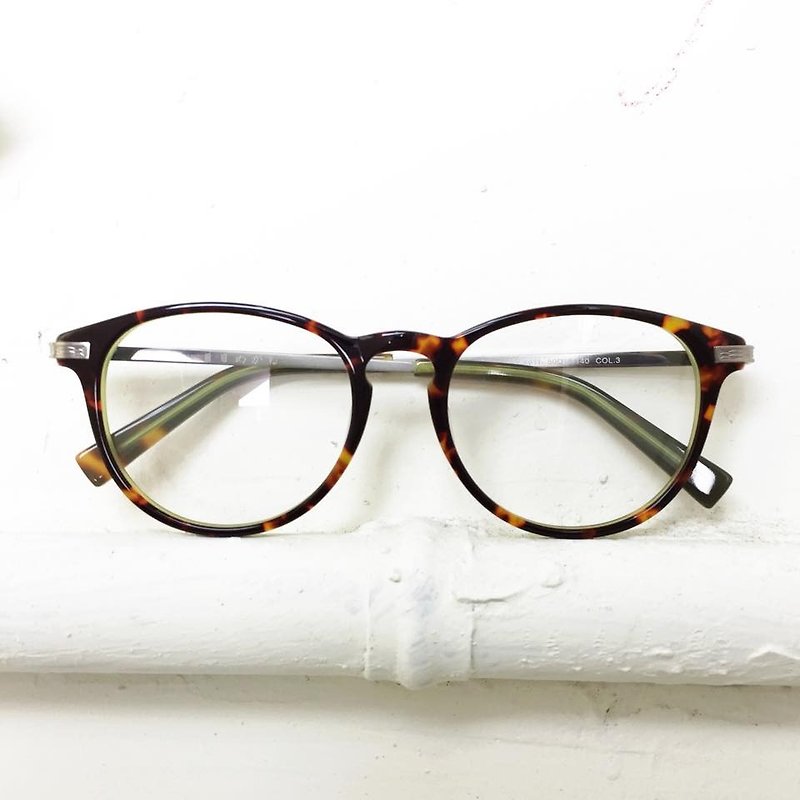復古圓框 金屬腳 外玳瑁內綠鏡框 眼鏡 22g - กรอบแว่นตา - พลาสติก สีนำ้ตาล
