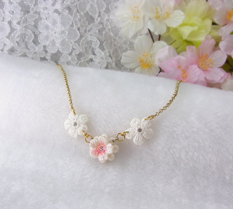 Sakura - Alishan necklace - สร้อยคอ - วัสดุอื่นๆ สึชมพู