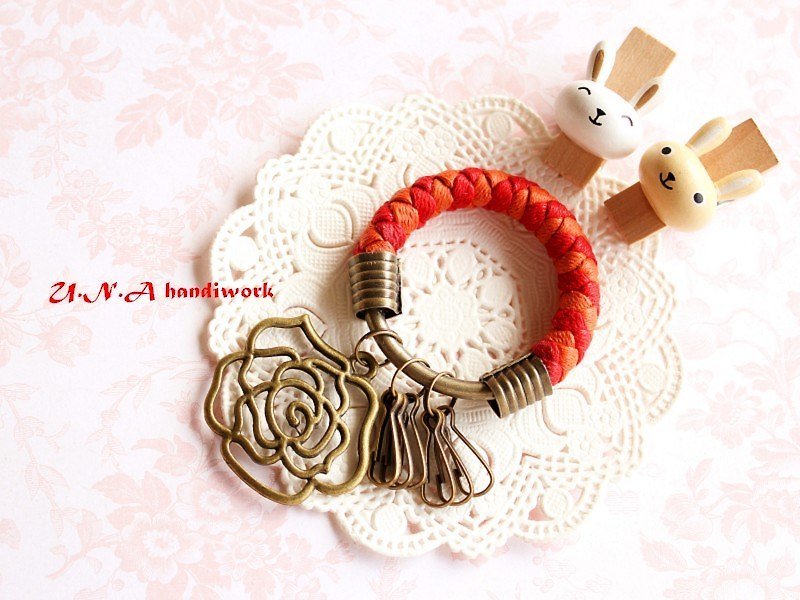 【AE款】純手工編織腊繩鐵環鑰匙圈 - 其他 - 其他金屬 紅色