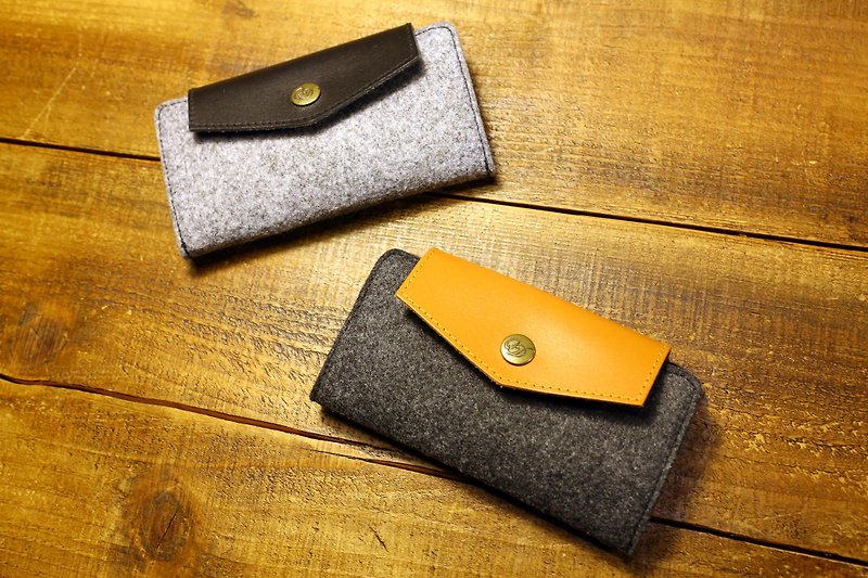 OVG wool felt protective sleeve iPhone5S (side lift) - อื่นๆ - หนังแท้ สีดำ