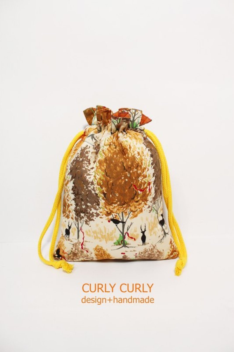 [CURLY CURLY] 麋鹿森林 /鋪棉相機束口袋 - 相機包/相機袋 - 其他材質 多色