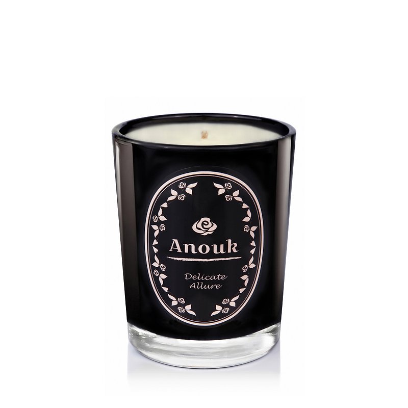DELICATE ALLURE - Anouk Luxury Scented Soy Candle (60g) - เทียน/เชิงเทียน - ขี้ผึ้ง สึชมพู