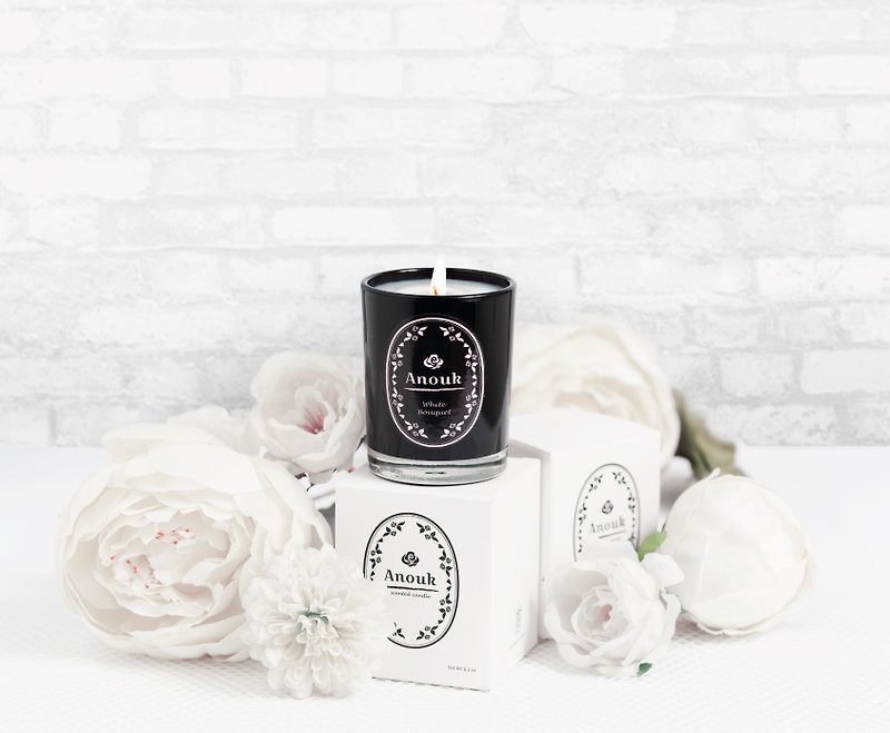 White Bouquet - Anouk Luxury Scented Soy Candle (60g) - เทียน/เชิงเทียน - ขี้ผึ้ง สีดำ