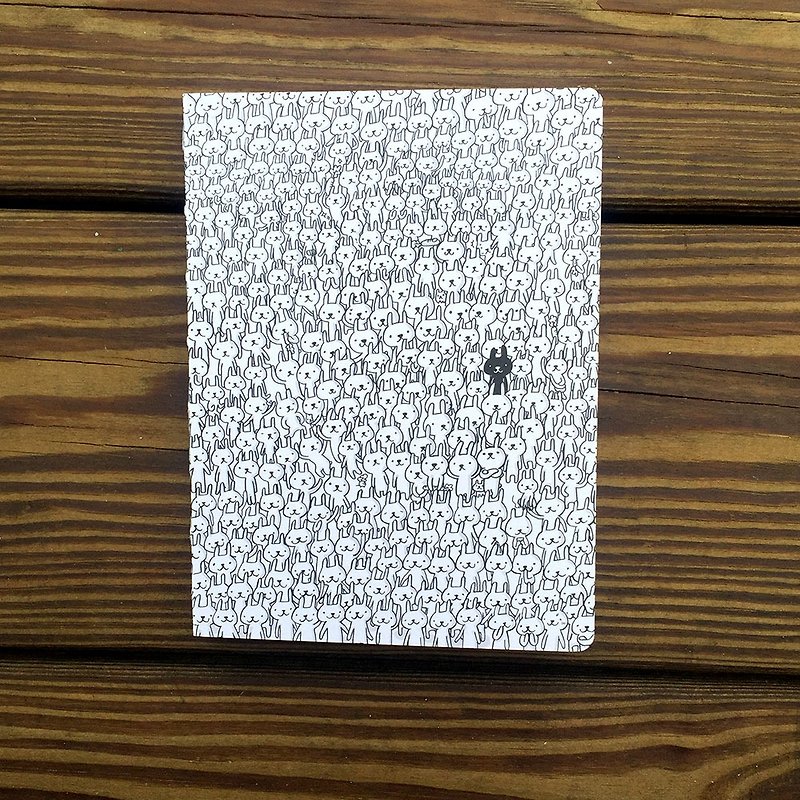 Timeless thread-bound notebook | Black and White Rabbit - สมุดบันทึก/สมุดปฏิทิน - กระดาษ ขาว