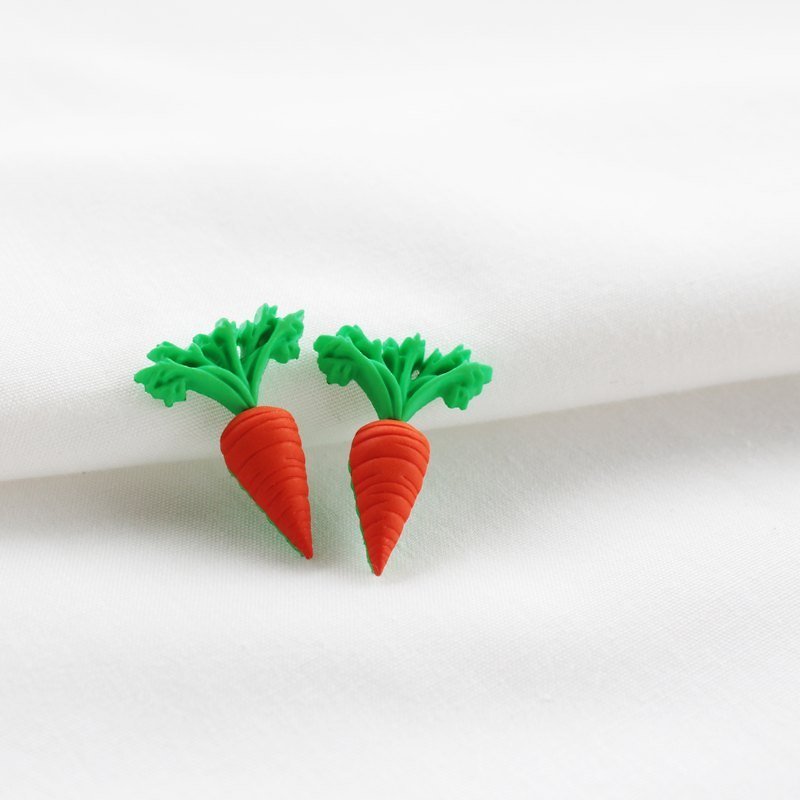 【BE.RUBY】童趣耳環-瘦胡蘿蔔 - ต่างหู - พลาสติก สีแดง