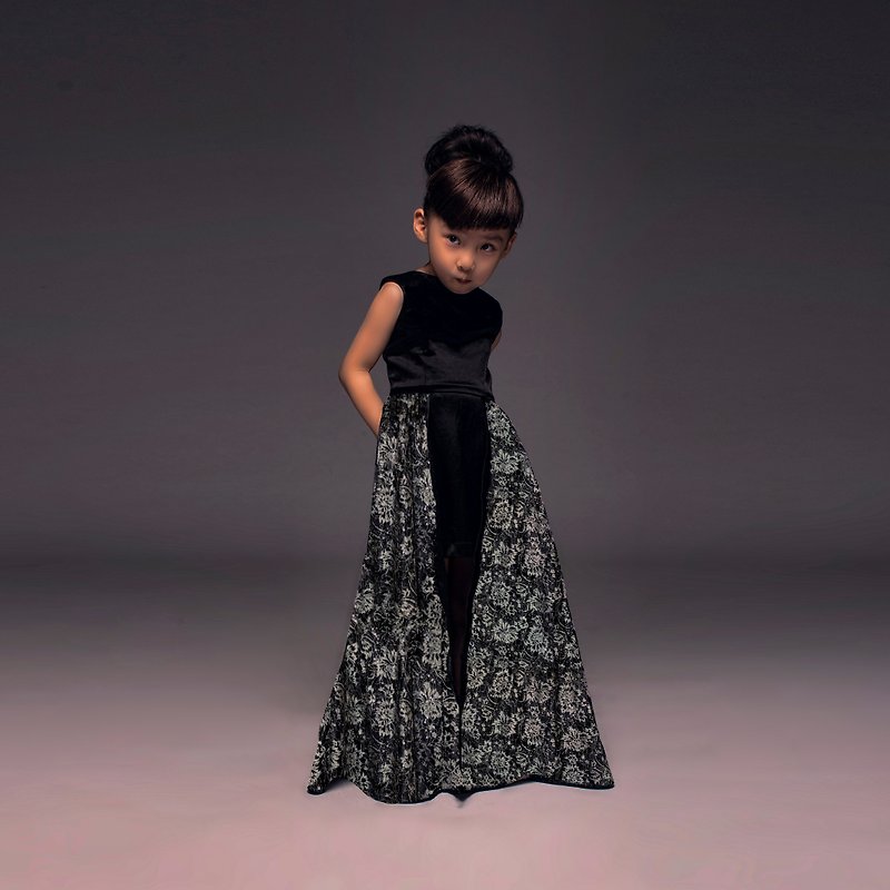 Sequin and Flare Dress / FW2015 - Kids' Dresses - Other Materials Black