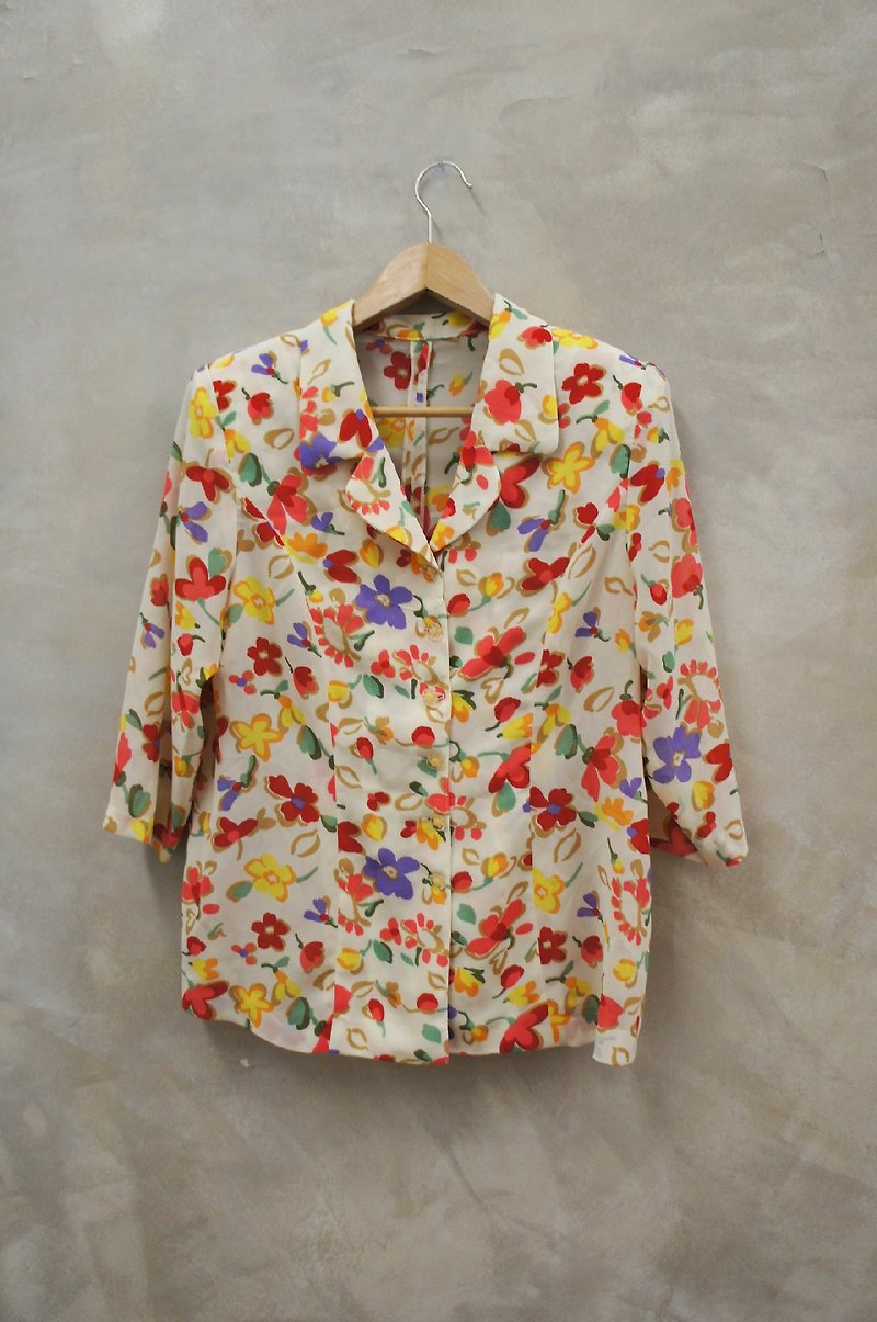 PdB vintage pop style colored chiffon shirt - เสื้อเชิ้ตผู้หญิง - วัสดุอื่นๆ หลากหลายสี