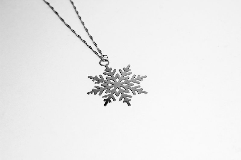 [Out of print] Snowflake necklace (hot goods) _ natural series _ title - สร้อยคอ - โลหะ สีเทา
