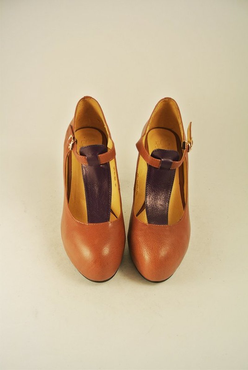 少女沒有矜持，但有她的堅持。棕打腊牛皮瑪麗珍高跟鞋。 - Women's Casual Shoes - Genuine Leather 