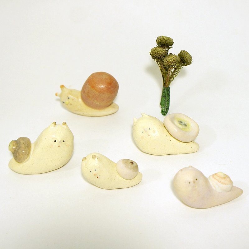 ﹝ feel Tao as ﹞ Travel snail -mini money - healthy food series -L plum cheese - เซรามิก - วัสดุอื่นๆ สึชมพู