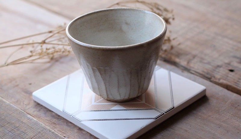 蕎麥色ㆁ手作陶杯 - 花瓶/花器 - 其他材質 卡其色