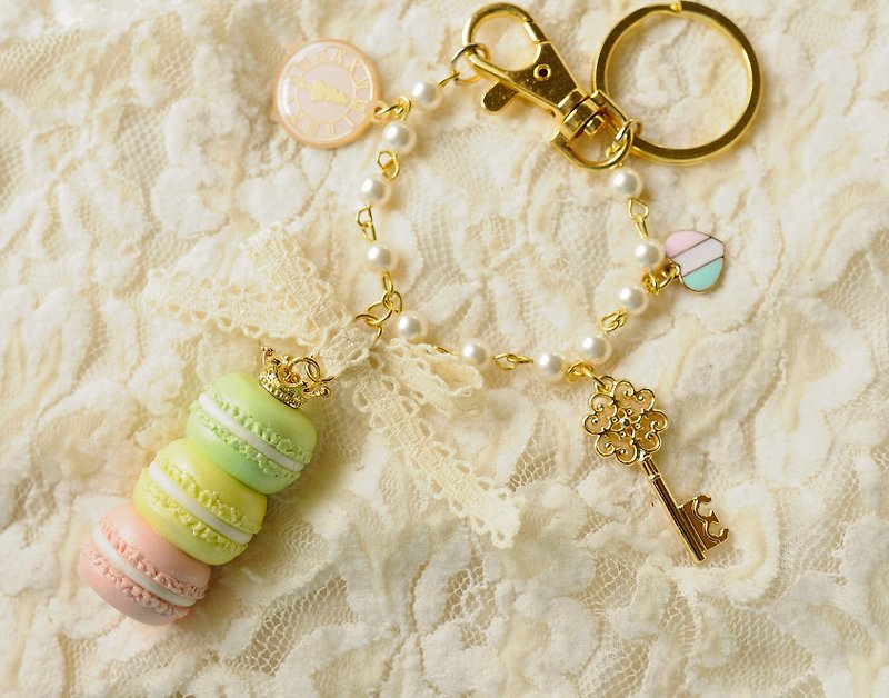 Sweet Dream☆Girl's Heart 2☆Hand-made Micro Gemstone Soft Light Macaron Jenga/Multi-color combinations are available/Wedding small things sisters birthday gift - Keychains - Other Materials Multicolor