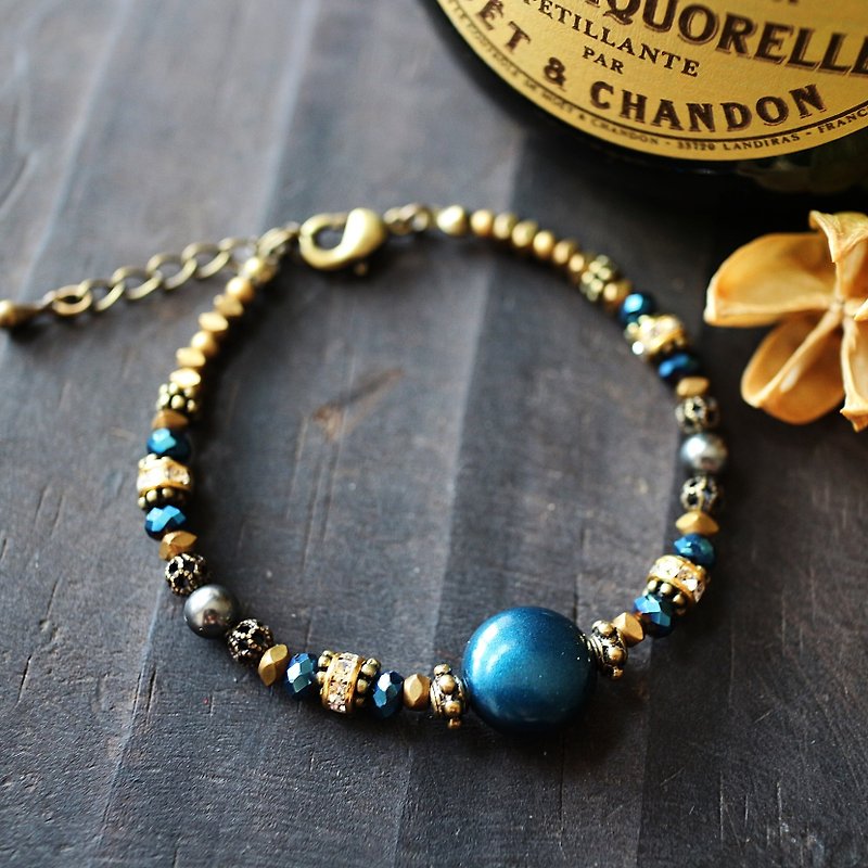 EF retro palace series NO.36 dark blue vintage rhinestone crystal pearl bracelet - Bracelets - Other Materials Blue