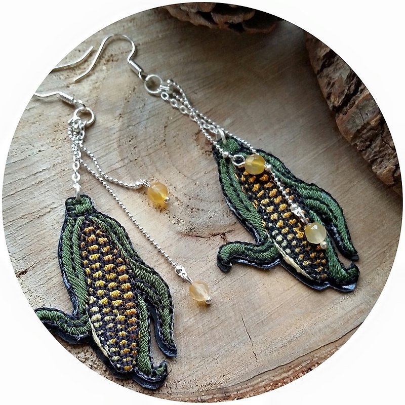 Embroidery corn earring natural agate stone earrings - ต่างหู - วัสดุอื่นๆ สีเหลือง