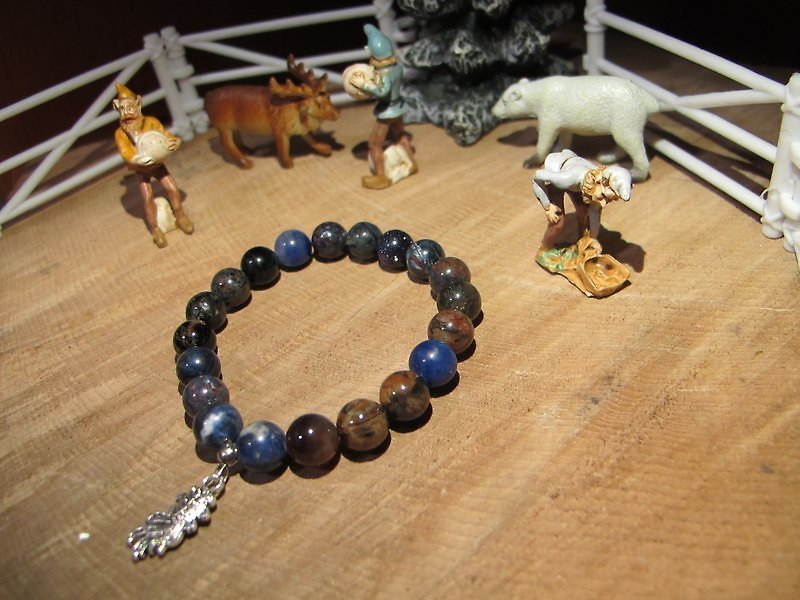 Fish / handmade original stone bracelet ▲ Star on - Bracelets - Other Materials Multicolor