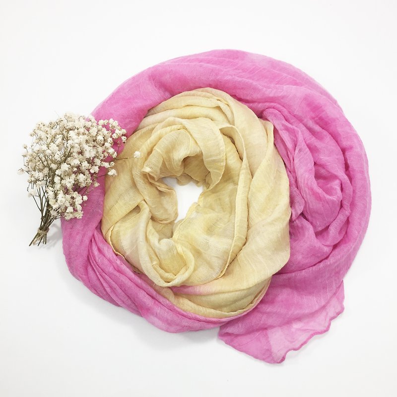 : 蜜桃 : 圍巾 披肩 手染 絲巾 渲染 染色 - 絲巾 - 其他材質 粉紅色