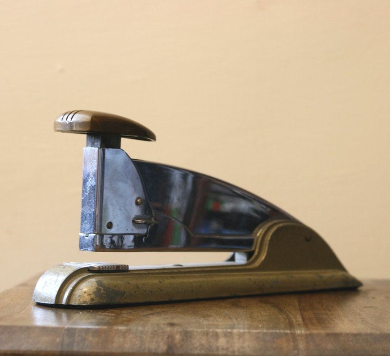 Stationery industry wind flow lines, medium SPEED staples, stationery classic American metal masterpiece - Staplers - Other Metals Gray