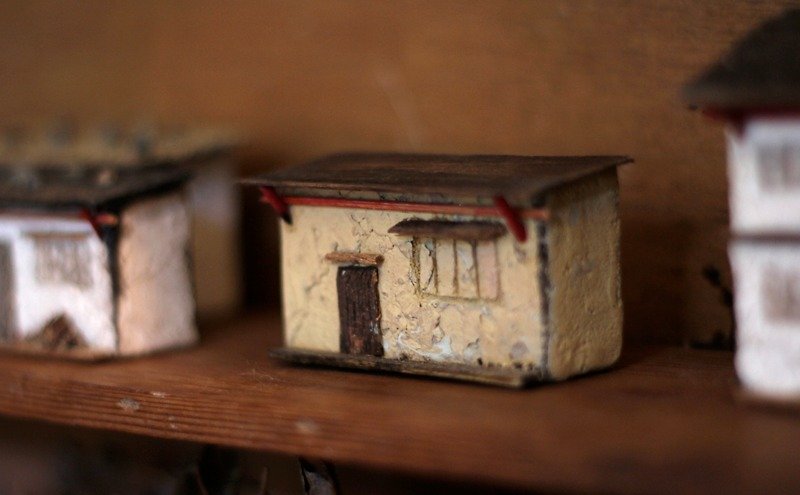 ▲老屋小房子 - 置物 - 木製 ゴールド