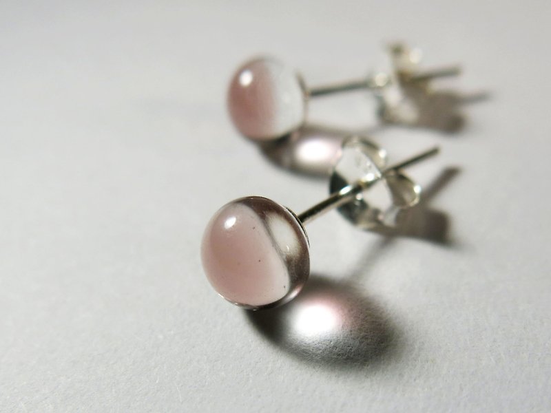 Yang Liuli sterling silver earrings / transparent light purple (ear acupuncture, Clip-On) - ต่างหู - แก้ว สีม่วง
