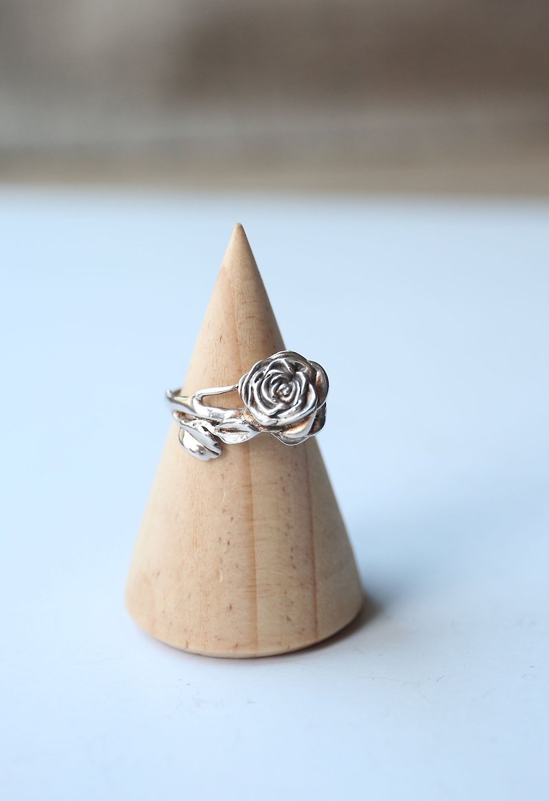 Handmade silver romantic rose rose sterling silver ring - แหวนทั่วไป - เงินแท้ สีเงิน