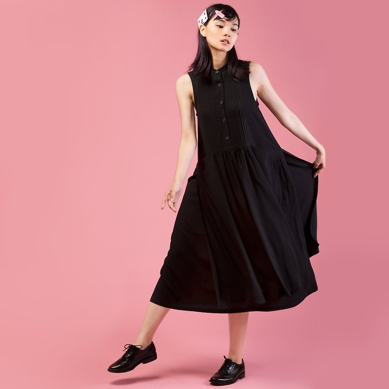 tan-tan / 黑色立領壓褶雙層洋裝 - 連身裙 - 其他材質 黑色
