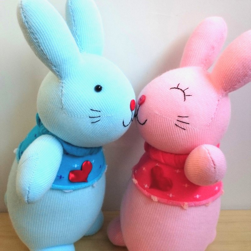 情人兔(一對) / 玩偶 / 襪子娃娃 / 兔子 / 情人節禮物 - 玩偶/公仔 - 棉．麻 