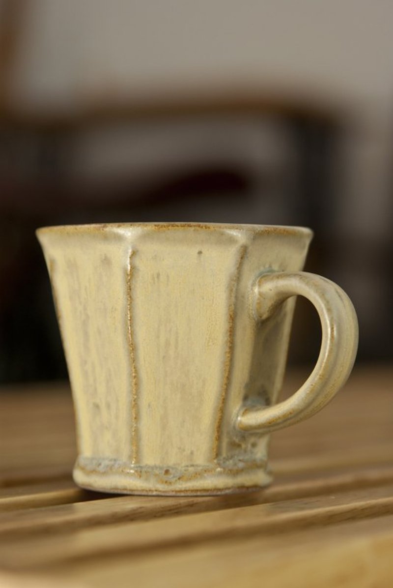 厚感手工咖啡杯 - แก้วมัค/แก้วกาแฟ - วัสดุอื่นๆ สีทอง