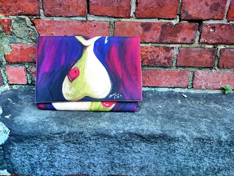 <heart lock> - limited edition digital print iPad bag / hand bag - กระเป๋าคลัทช์ - วัสดุอื่นๆ 