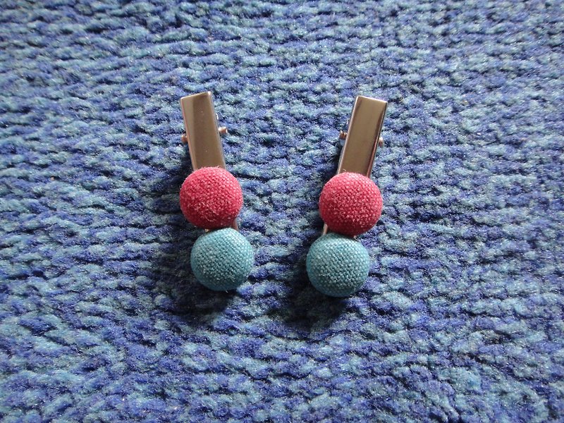 Berry blue and red button duckbill short clip C20AMSZ97Z98 - Hair Accessories - Cotton & Hemp Red