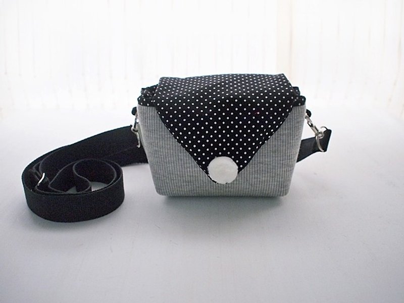 hairmo. Triangular Envelope Simple Side Back Zipper Camera Bag-Gray + Black Dot (DC/Single Eye/Monocular) - Camera Bags & Camera Cases - Other Materials Black