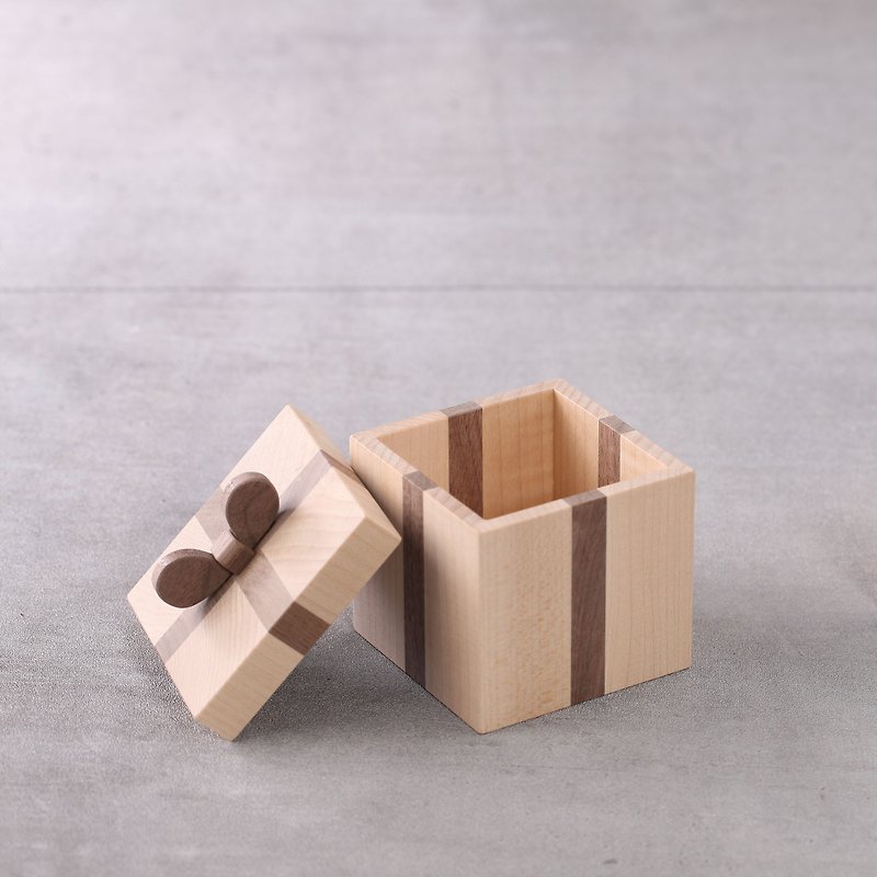 禮物盒 - 收納箱/收納用品 - 木頭 卡其色