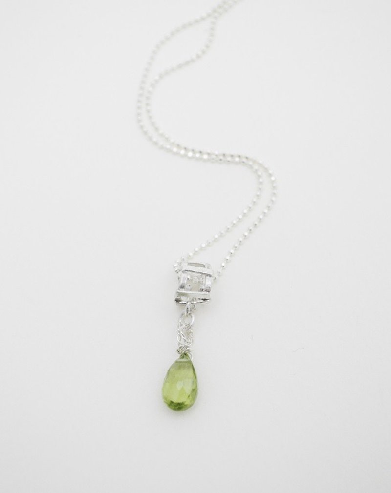 The light series。Silver Necklace#15 - สร้อยคอ - โลหะ สีเขียว