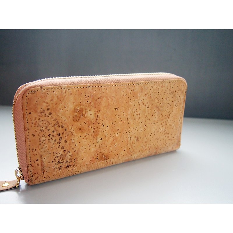 Cork Long Wallet with Zipper Women Clutch Purse bags phone wallet phone wallet - Clutch Bags - Cork & Pine Wood Khaki