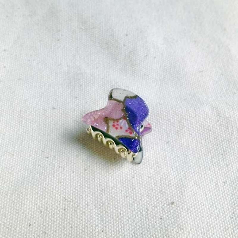 Sakura soft, plain view sea folder, small clip - two colors - Hair Accessories - Acrylic 