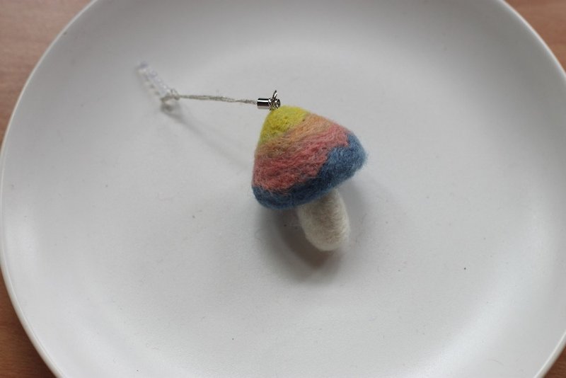 Natural plant dyed mushroom pendant - Other - Wool Multicolor