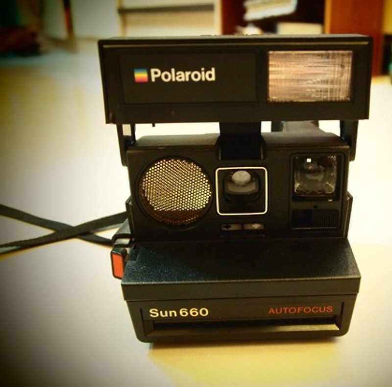 Polaroid autofocus 660 sonar Polaroid camera - กล้อง - วัสดุอื่นๆ สีดำ