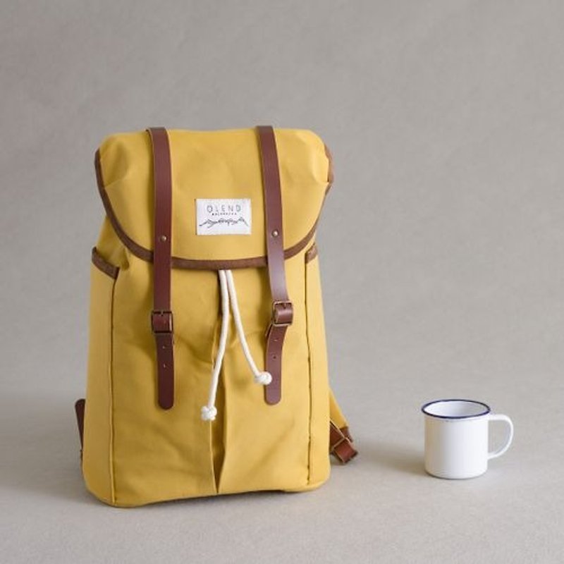 |100% handmade in Spain| Ölend Sienna Fabric| Leather |Laptop bag (Mustard) - กระเป๋าแล็ปท็อป - วัสดุอื่นๆ สีเหลือง