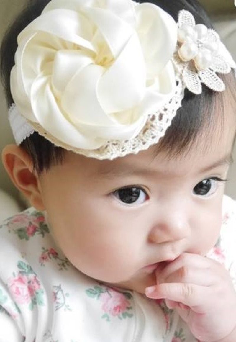 優雅嬰兒女童白色絲帶花彈性髮帶 - 圍兜/口水巾 - 絲．絹 白色