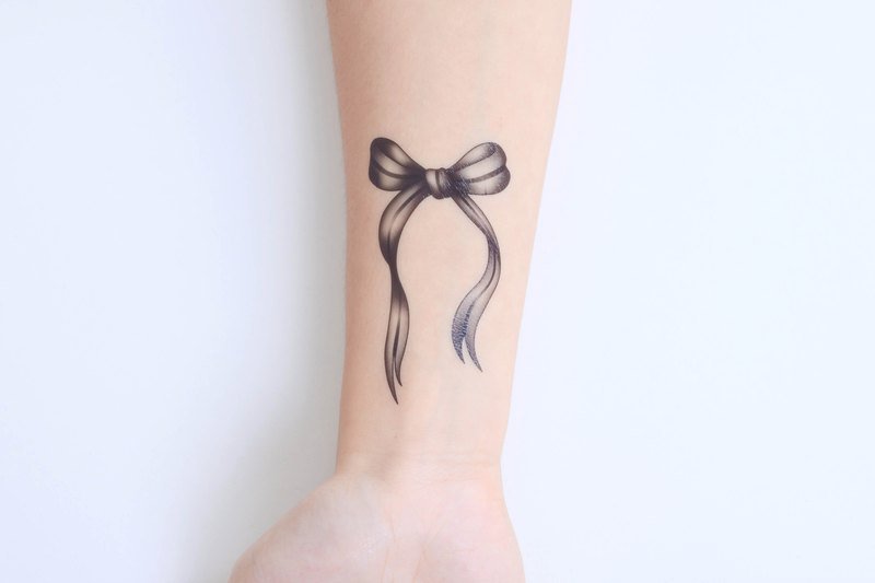 Surprise Tattoos / Grayscale bow 蝴蝶 禮物 緞帶結 刺青 紋身貼紙 - Temporary Tattoos - Paper Black