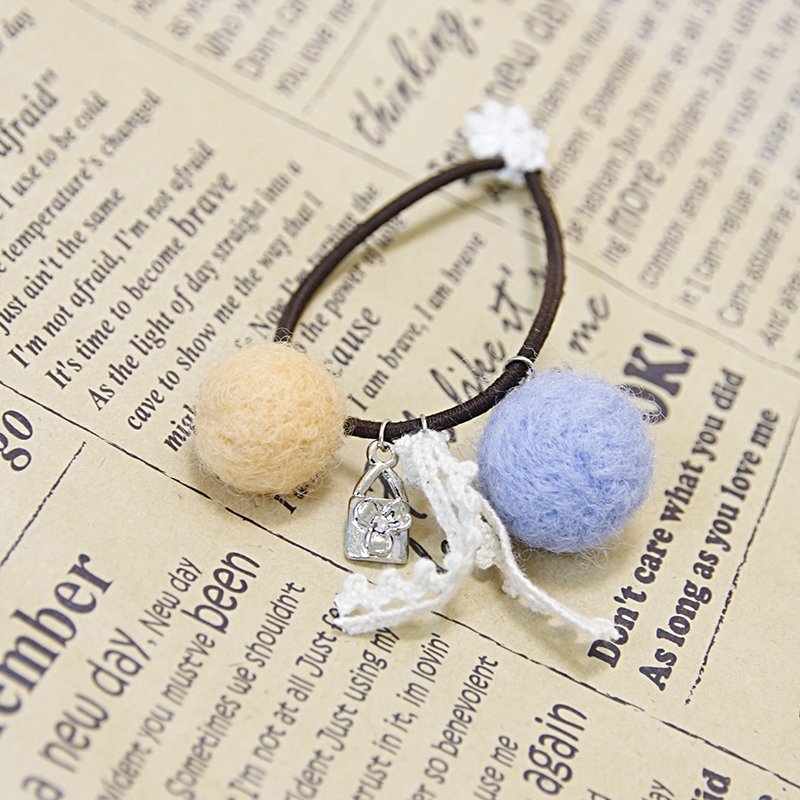 Wool Felt～Wool Ball Hair Tie - เครื่องประดับผม - ขนแกะ หลากหลายสี