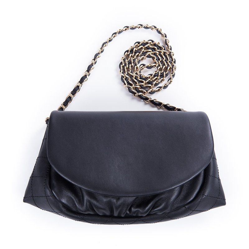 Patina leather handmade WOC shoulder bag - กระเป๋าแมสเซนเจอร์ - วัสดุอื่นๆ สีดำ