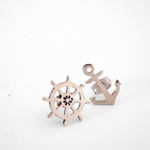 MAFIA JEWELRY Anchor and Wheel studs earrings in white bronze handmade by hand sawing