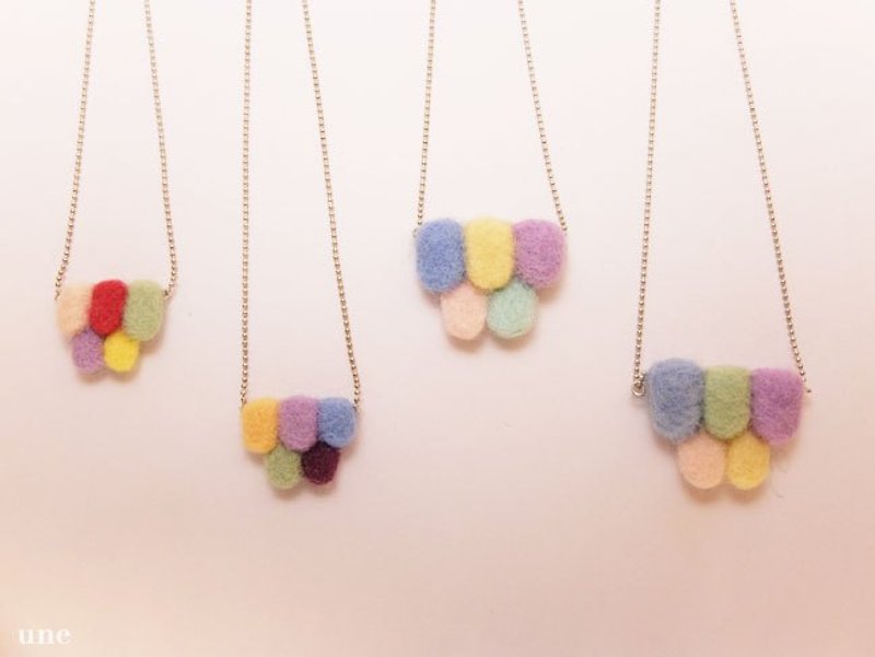 super wings wool felt necklace (small model) - Necklaces - Wool Multicolor