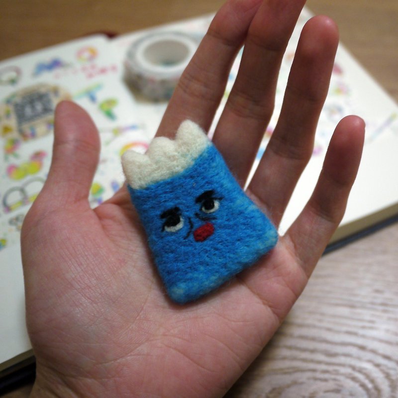 Hanju's wool. Hand-made DIY Mr. Mountain Mr. Sam Qmo Series Wool Felt Pin/Powerful Magnet - Knitting, Embroidery, Felted Wool & Sewing - Wool Blue