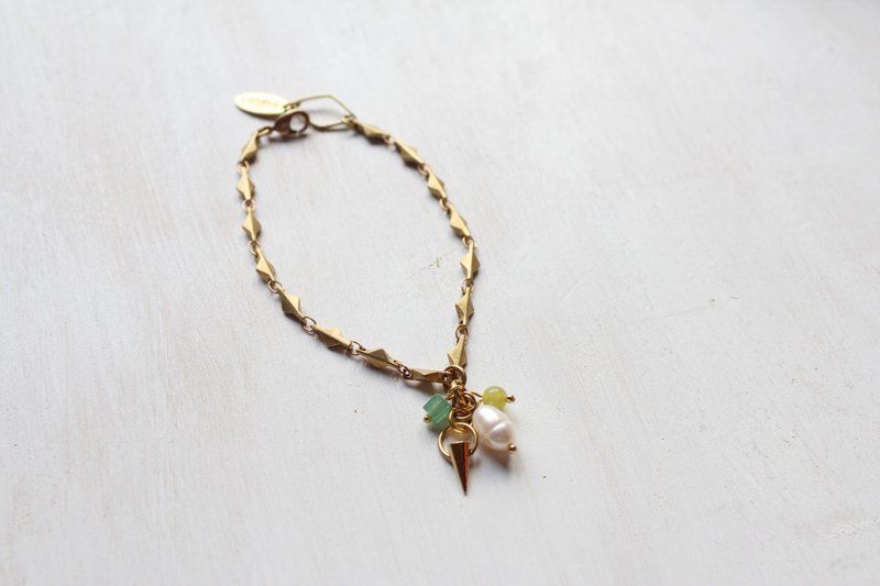 EM.3 | Candy series ．design bracelet （olive jade / pearl / Aventurine ） - สร้อยข้อมือ - เครื่องเพชรพลอย สีทอง