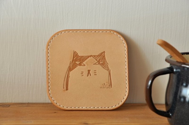 AR11 Pei cat coasters - Coasters - Genuine Leather Gold