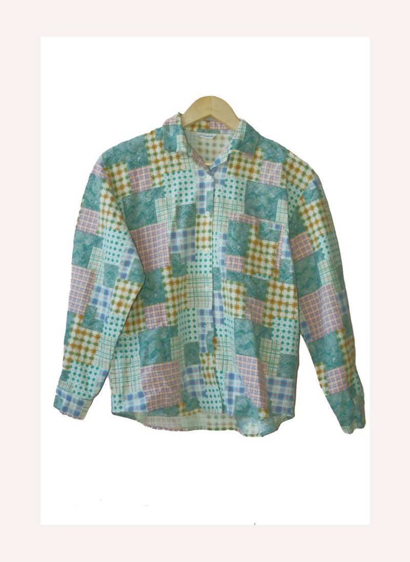 Just pills and cat ♫ ~ plaid flannel shirt - Women's Shirts - Other Materials Multicolor