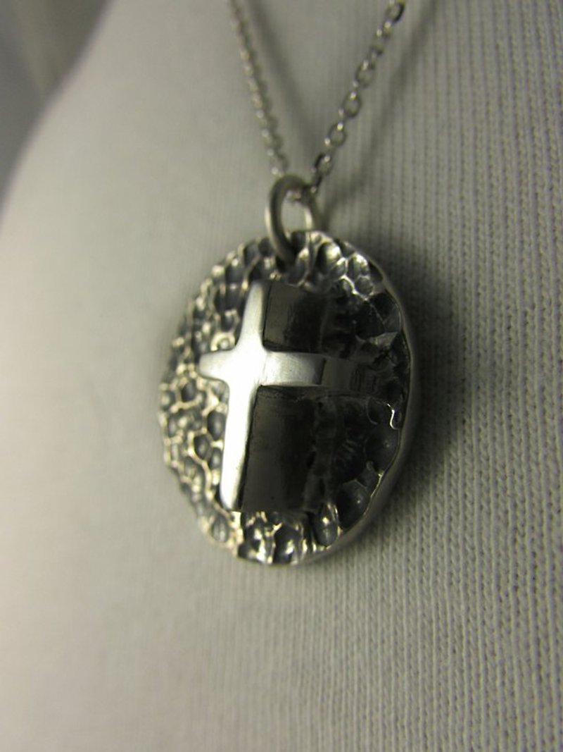 [出清品]cross earth a necklace_cross earth a necklace handmade silver free transport - สร้อยคอ - เงิน สีเงิน